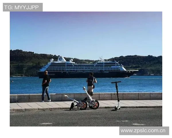 葡萄牙2026年客场球衣曝光海蓝色V字设计搭配独特图案装饰